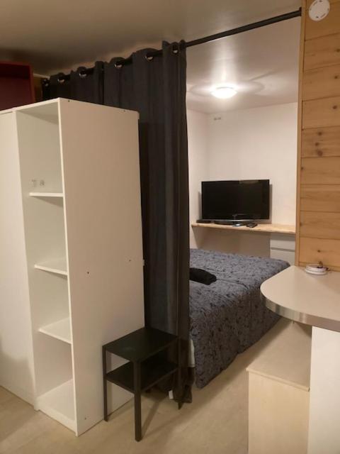 Exigehome-Grand Studio En Plein Centre De Saint Germain En Laye Екстериор снимка